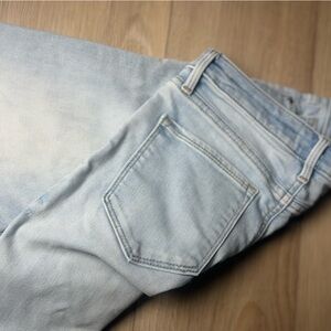 Athleta Sculptek Skinny Crop Jeans Light Wash Stretchy Cotton Blend Sz 0